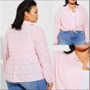 NEW Torrid Womens Eyelet Button Up Long Sleeve Top Size 1X‎ Pink Coquette Dainty